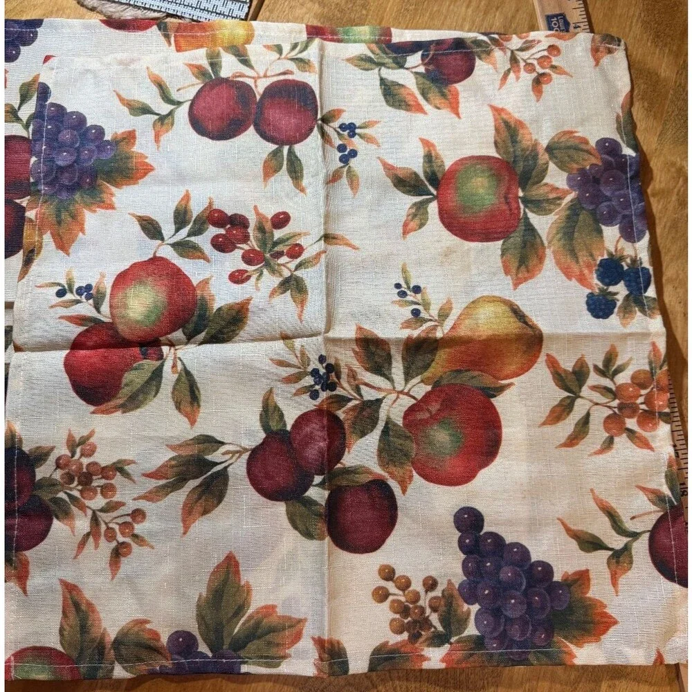 2 Cloth Napkins Fall Fruit Cream 18 X 18 inches Beige